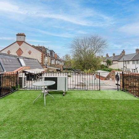 The Tooting Bec Hideaway - Prime Location Apartment London Luaran gambar